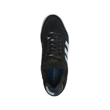 Load image into Gallery viewer, Adidas Tyshawn Low
